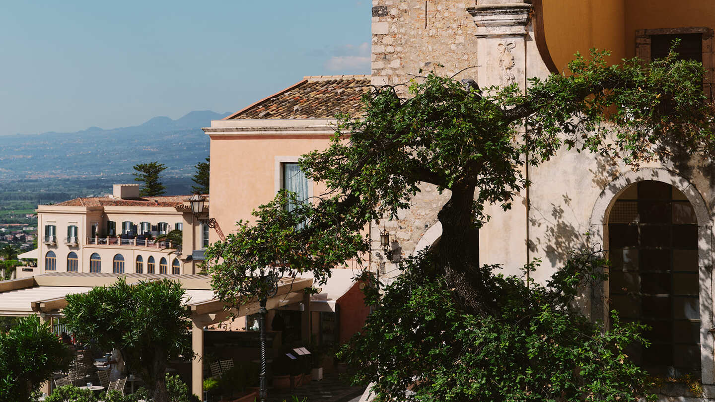 Courtesy of Le Bar Louis Vuitton Courtesy of Le Bar Louis Vuitton